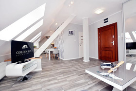 Golden Sun Apartments-Port