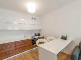 Golden Sun Apartments-Solny