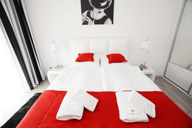 Golden Sun Apartments-Solny