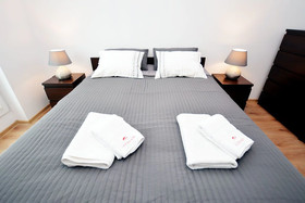 Golden Sun Apartments-Solny