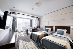Marine Hotel