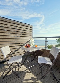 Marine Hotel