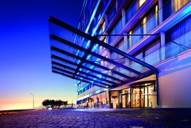 Marine Hotel