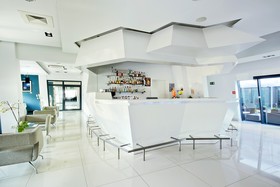 Marine Hotel