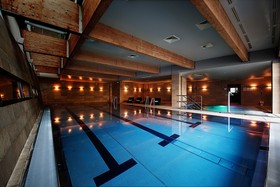 Marine Hotel