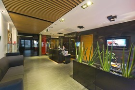 Bayjonn Hotel & Restaurant