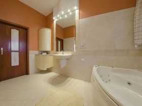 Dom & House Apartments Monte Cassino - Haffnera