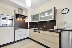Dom & House - Apartments Sopocka Rezydencja