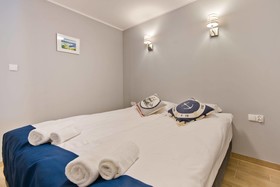 Molo B & B