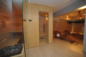 Molo B & B