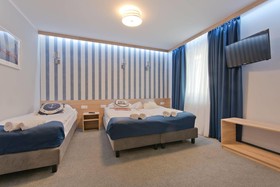 Molo B & B