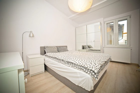 Sisters Lodge Hostel