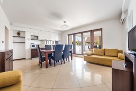 Apartamenty Sun & Snow Casa Al Mare