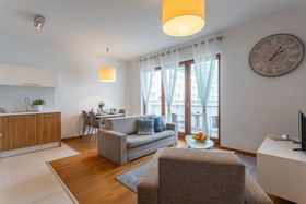 Ambria Apartments Platan Complex