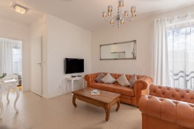 Ambria Apartments Platan Complex