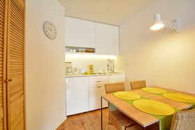 Ambria Apartments V