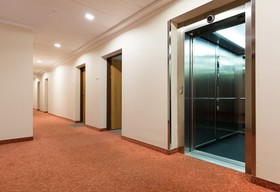Trzy Korony Piastów by Renters