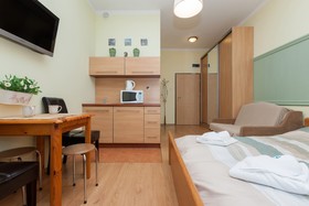 Trzy Korony Piastów by Renters