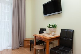 Trzy Korony Piastów by Renters