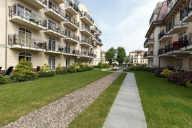 Trzy Korony Piastów by Renters