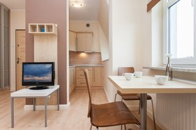 Trzy Korony Piastów by Renters