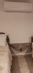 Pit Stop Hostel