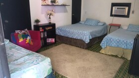 Medusas' Hostel