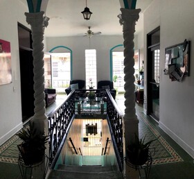 Medusas' Hostel