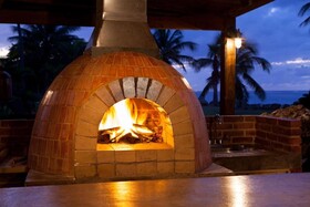 Villa Montana Beach Resort