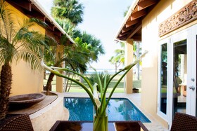 Villa Montana Beach Resort