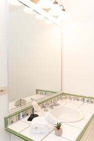 Villa Montana Beach Resort