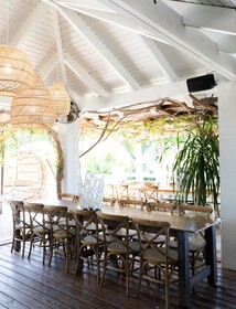 Villa Montana Beach Resort