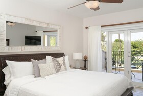Villa Montana Beach Resort