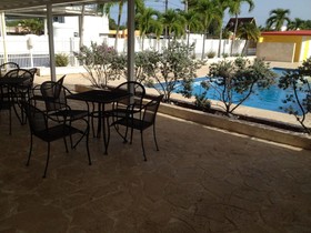 Arecibo Inn
