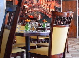 Arecibo Inn
