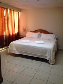 Arecibo Inn