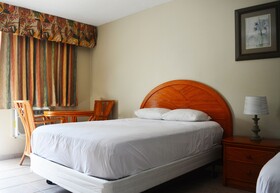 Costa Dorada Beach Resort & Villas