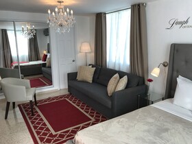 Edificio Chandelier