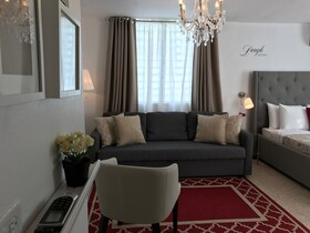 Edificio Chandelier