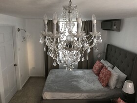 Edificio Chandelier