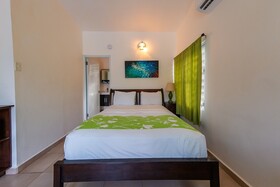 Casa Verde Hotel
