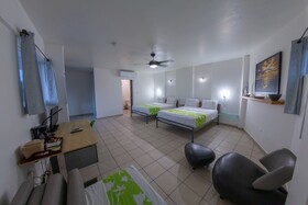 Casa Verde Hotel