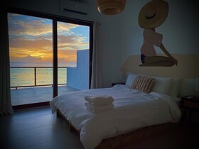 Corcega Beachfront Suites