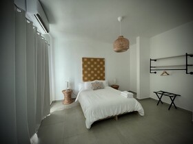 Corcega Beachfront Suites