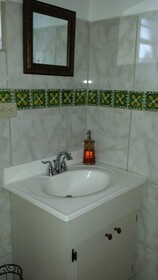 Tres Palmas Inn & Villas
