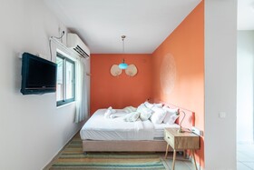 Mantur Almog Dead Sea by Selina