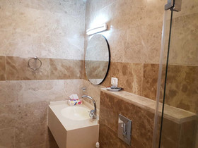 Assaraya Hotel