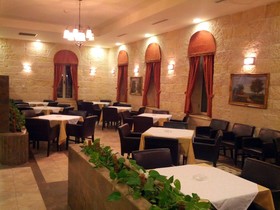 Alhambra Palace Hotel Suites and Resort