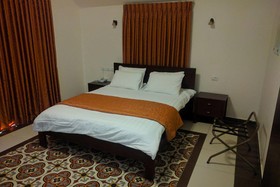 Alhambra Palace Hotel Suites and Resort