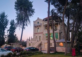 Alhambra Palace Hotel Suites and Resort